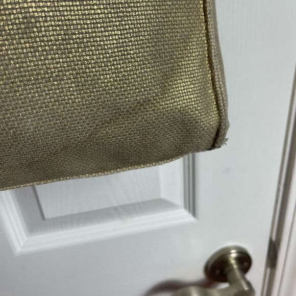 Marc Jacobs Daisy Parfums burlap gold tote bag with white faux leather straps . - Picture 11 of 13